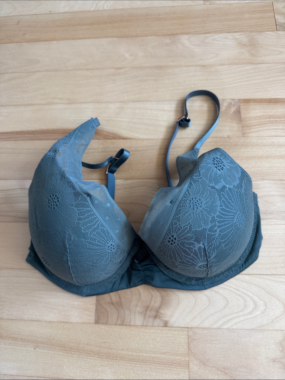 Aerie Real Power Plunge lace bra green 34C